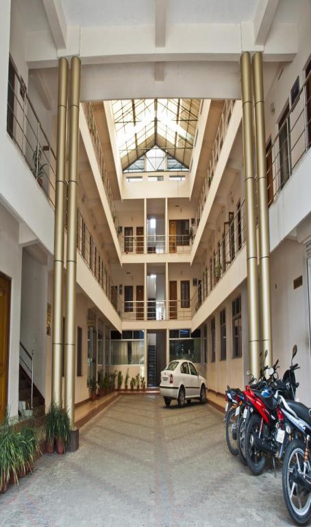 Issacs Regency Hotel Sultan Bathery Bagian luar foto